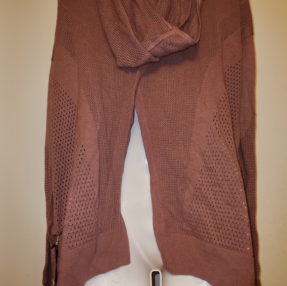 Lululemon Cardigan Sweater size 6 - Picture 2 of 4